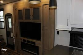 2022 Keystone Raptor 423, $ 63,900