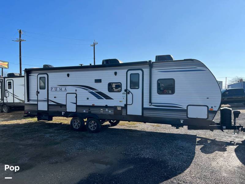 2021 Palomino Puma 28DBFQ, $ 30,000