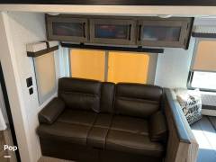 2021 Palomino Puma 28DBFQ, $ 30,000