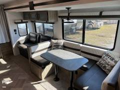 2021 Palomino Puma 28DBFQ, $ 30,000