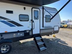 2021 Palomino Puma 28DBFQ, $ 30,000