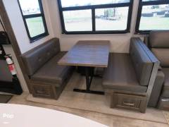 2022 Rockwood Ultra-Lite 2883WS, $ 44,000