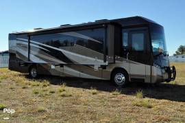 2015 Winnebago Journey 40R, $ 137,900