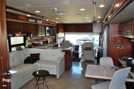 2015 Winnebago Journey 40R, $ 137,900