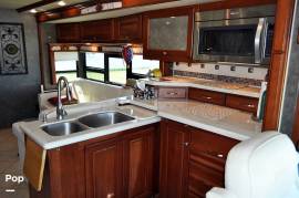 2015 Winnebago Journey 40R, $ 137,900