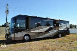 2015 Winnebago Journey 40R, $ 137,900