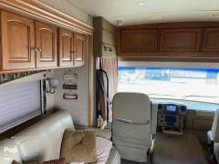 2010 Winnebago Adventurer 35P, $ 44,099
