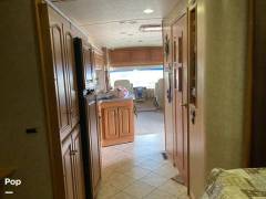 2010 Winnebago Adventurer 35P, $ 44,099