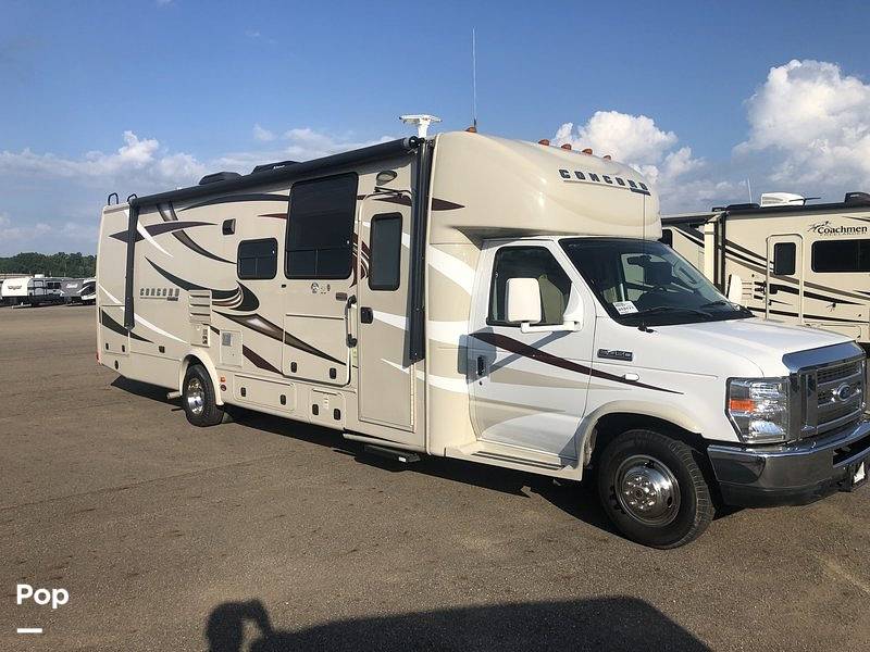 2015 Coachmen Concord 300 DS, $ 64,995