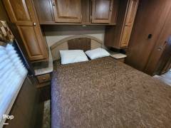 2017 Coachmen Leprechaun 310BH, $ 62,990