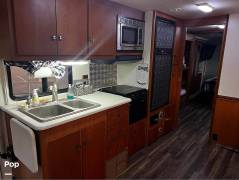 2008 Winnebago Sightseer 35J, $ 62,300