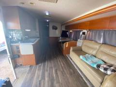 2008 Winnebago Sightseer 35J, $ 62,300