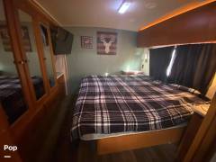 2008 Winnebago Sightseer 35J, $ 62,300