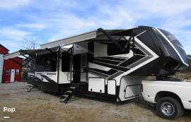 2021 Grand Design Momentum 397TH, $ 99,900