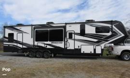 2021 Grand Design Momentum 397TH, $ 99,900