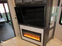2021 Grand Design Momentum 397TH, $ 99,900