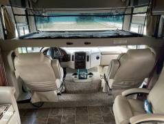 2013 Thor Motor Coach Windsport 32A, $ 63,900