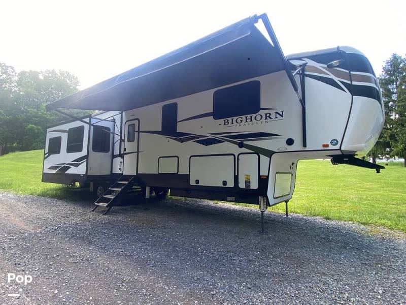 2020 Heartland Bighorn 39MB, $ 44,000