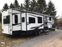2020 Heartland Bighorn 39MB, $ 44,000