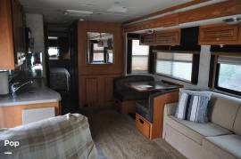 2011 Fleetwood Southwind 32VS, $ 30,500