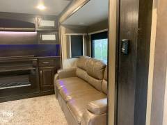 2017 Grand Design Momentum 376TH, $ 50,000