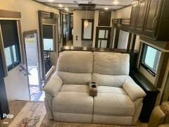 2017 Grand Design Momentum 376TH, $ 50,000