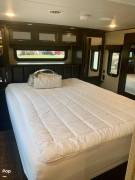 2017 Grand Design Momentum 376TH, $ 50,000