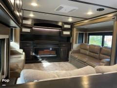 2017 Grand Design Momentum 376TH, $ 50,000