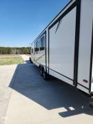 2022 CrossRoads Sunset Trail 331BH, $ 34,000