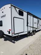 2022 CrossRoads Sunset Trail 331BH, $ 34,000