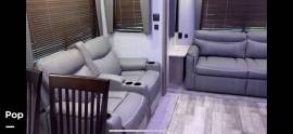 2020 CrossRoads Volante 370BR, $ 51,200