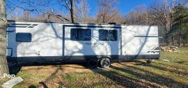 2022 Grand Design Transcend Xplor 321BH, $ 43,000