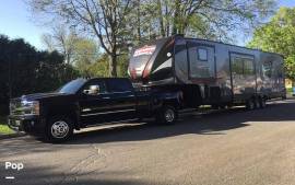 2015 Forest River Vengeance 398V, $ 28,000