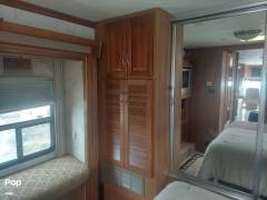 2007 National RV Pacifica QS40C, $ 89,500