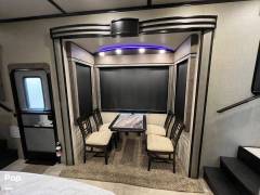 2018 Grand Design Momentum 376TH, $ 81,000