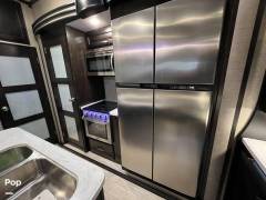 2018 Grand Design Momentum 376TH, $ 81,000
