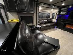 2018 Grand Design Momentum 376TH, $ 81,000
