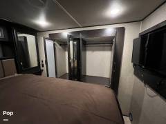2018 Grand Design Momentum 376TH, $ 81,000