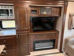 2019 Palomino SolAire 316RLTS, $ 33,500