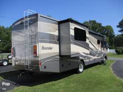 2015 Fleetwood Bounder 35K, $ 89,995