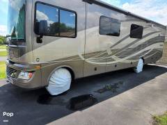 2015 Fleetwood Bounder 35K, $ 89,995
