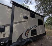 2019 Rockwood Signature 8329SS, $ 34,500