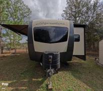2019 Rockwood Signature 8329SS, $ 34,500