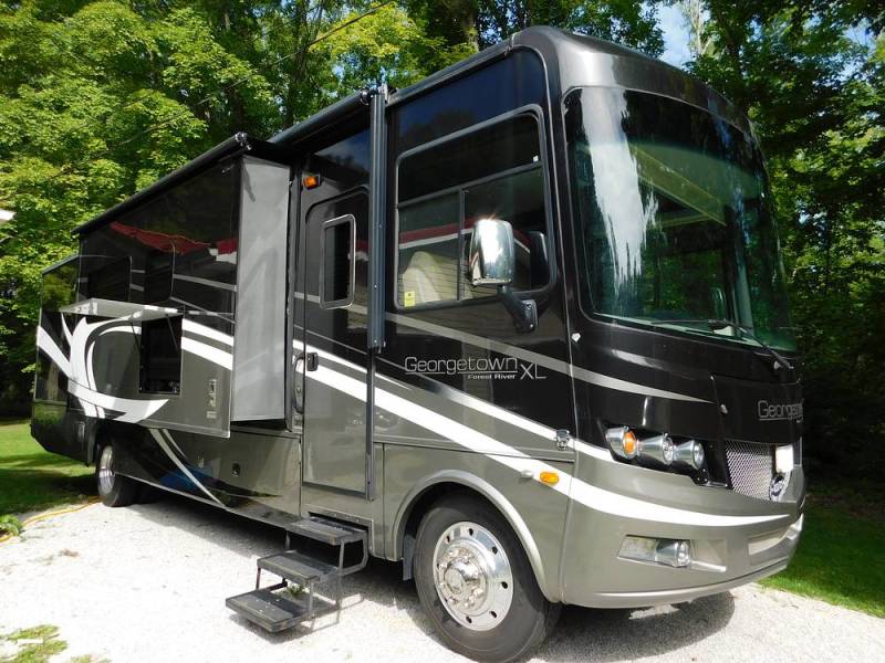 2015 Georgetown XL 377TS, $ 52,000