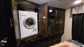 2015 Georgetown XL 377TS, $ 52,000