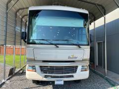2009 Fleetwood Bounder 35E, $ 49,900