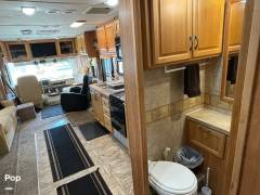 2009 Fleetwood Bounder 35E, $ 49,900