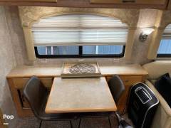 2009 Fleetwood Bounder 35E, $ 49,900