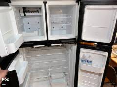 2009 Fleetwood Bounder 35E, $ 49,900