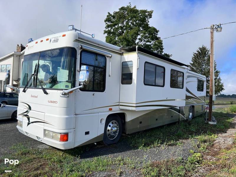2001 Foretravel Motorcoach Foretravel U320, $ 43,500